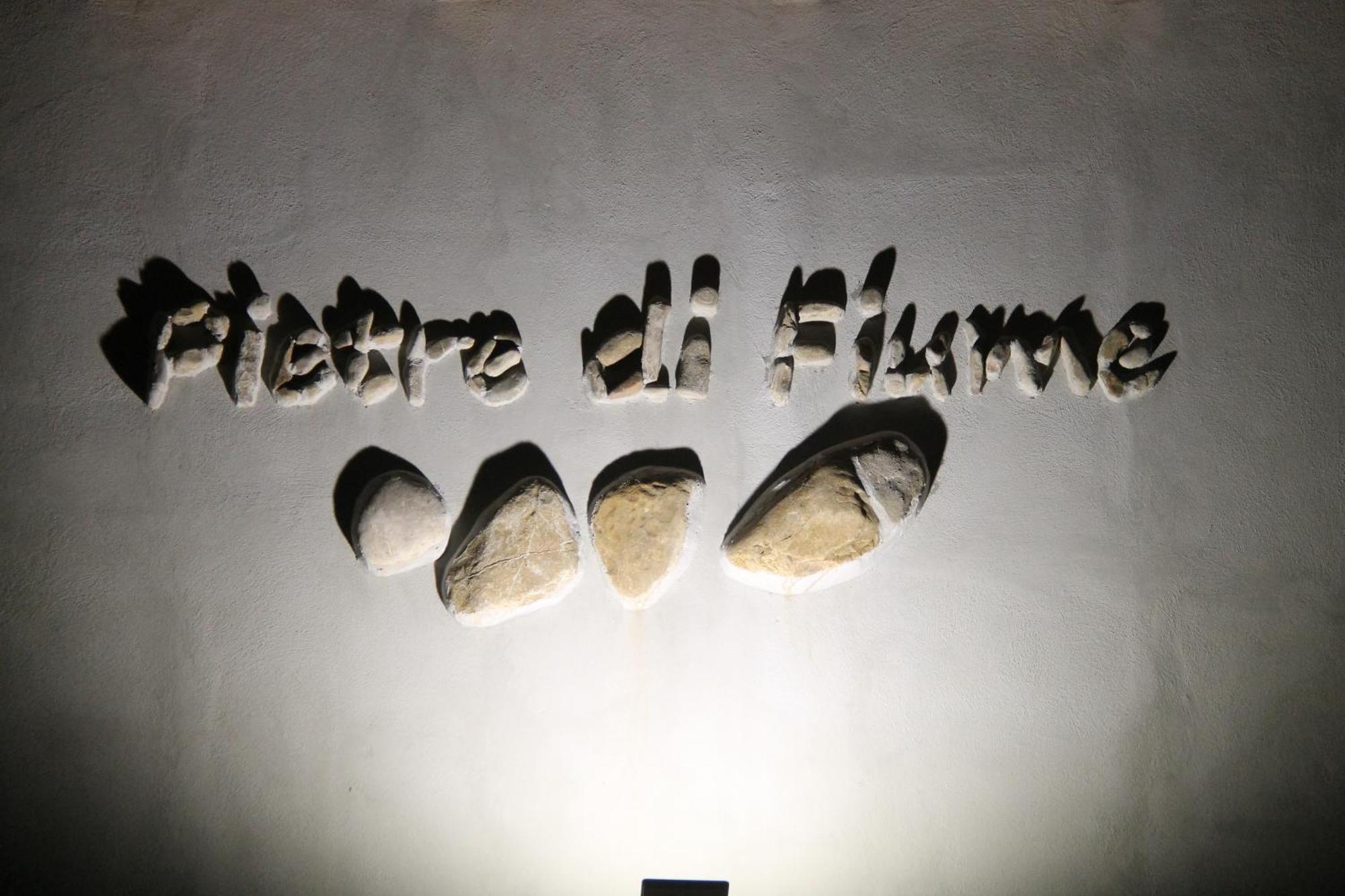 Vila Pietre Di Fiume Apice Exteriér fotografie