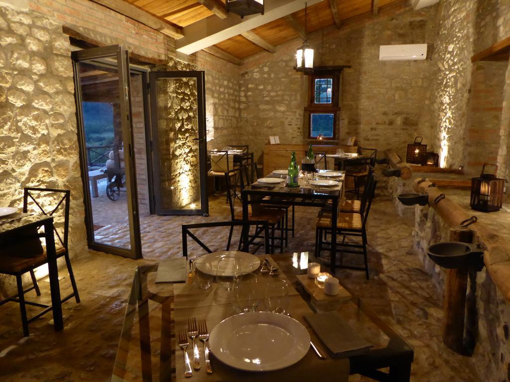 Vila Pietre Di Fiume Apice Exteriér fotografie